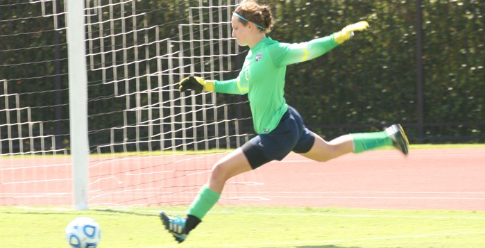 Junior goalkeeper Liz Arnold takes a goal kick. Arnold was named to the Capital One Academic All-District Team for the second season of  her career this week and will now be considered for the Academic All-America Team. | Photo Courtesy of Emory Athletics